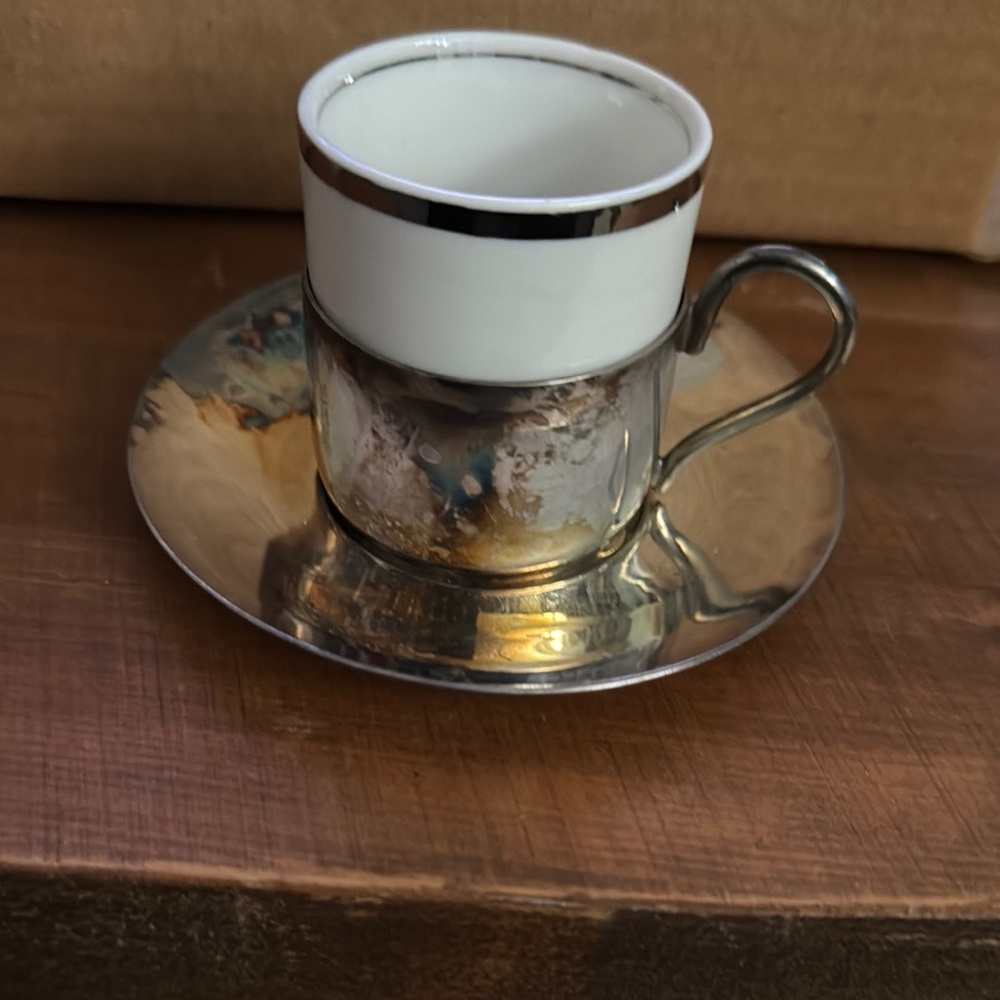 NIB Elegant Silver and White Coffee Cup Set